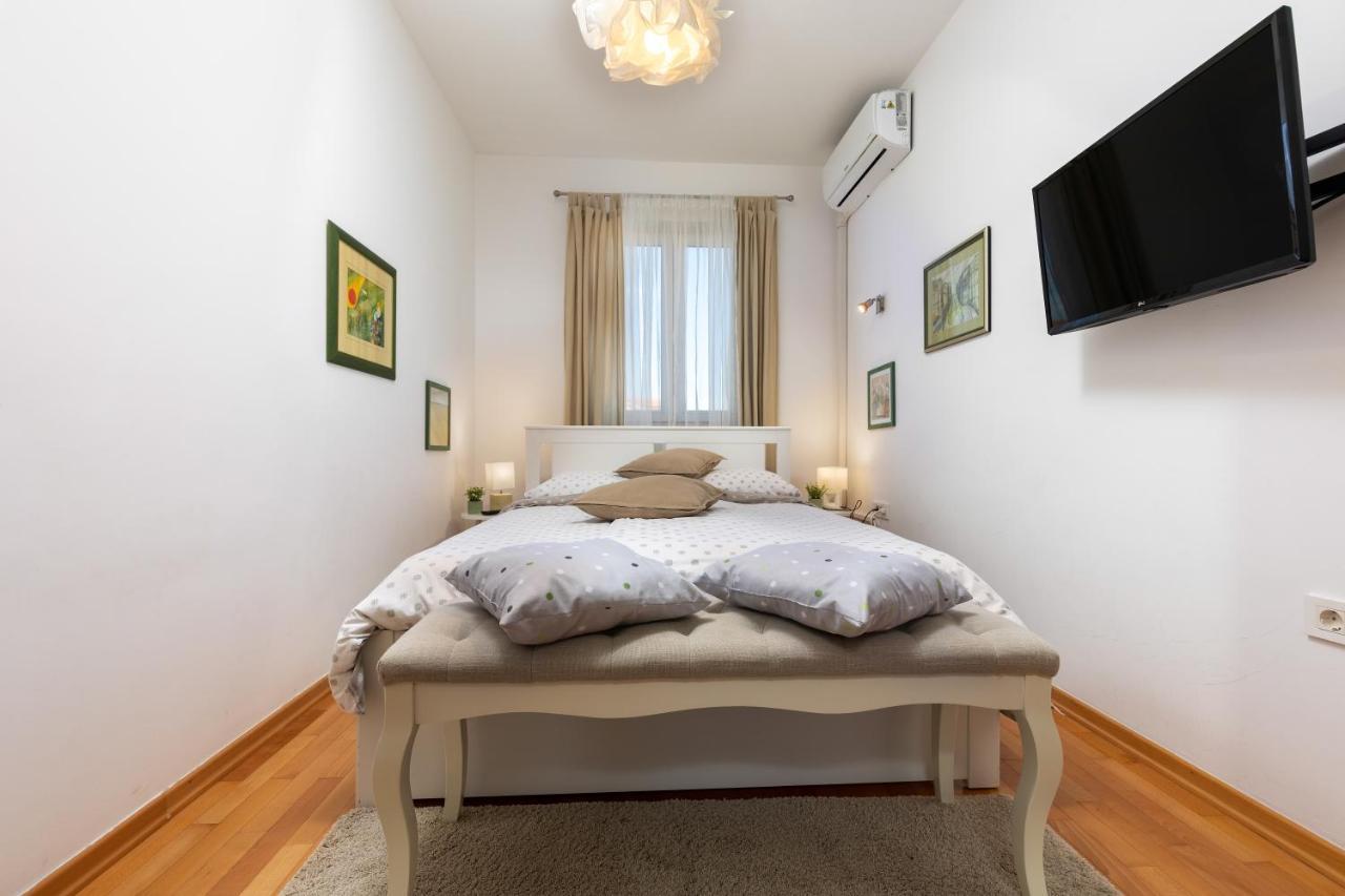 Duplex + Garage Apartment Rovinj Luaran gambar