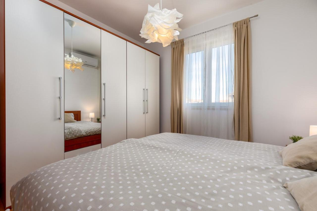 Duplex + Garage Apartment Rovinj Luaran gambar