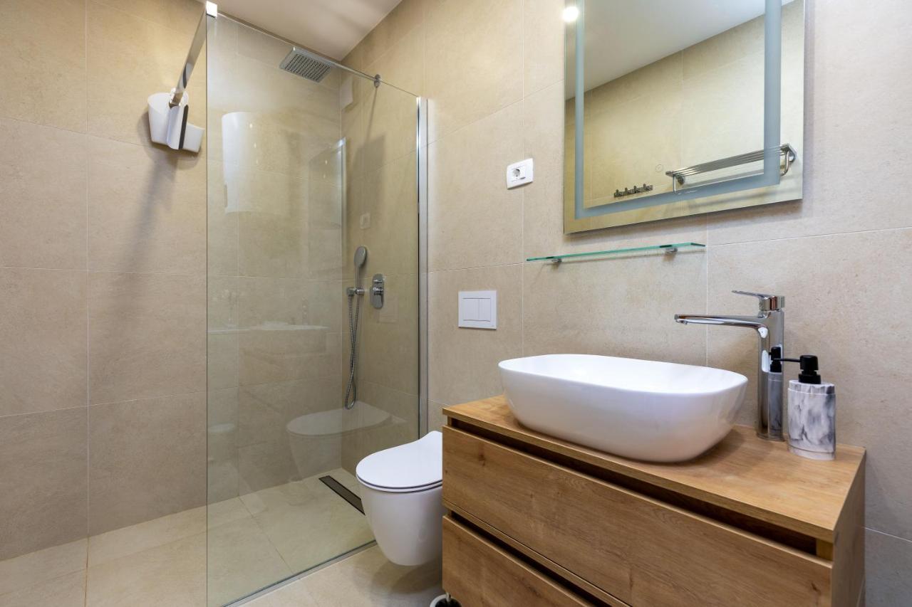 Duplex + Garage Apartment Rovinj Luaran gambar